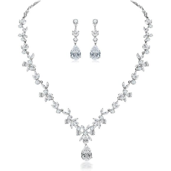 🆕Women Silver Jewelry Set Necklace Dangle Earrings Bracelet Set Cubic Jewelry - Picture 1 of 5